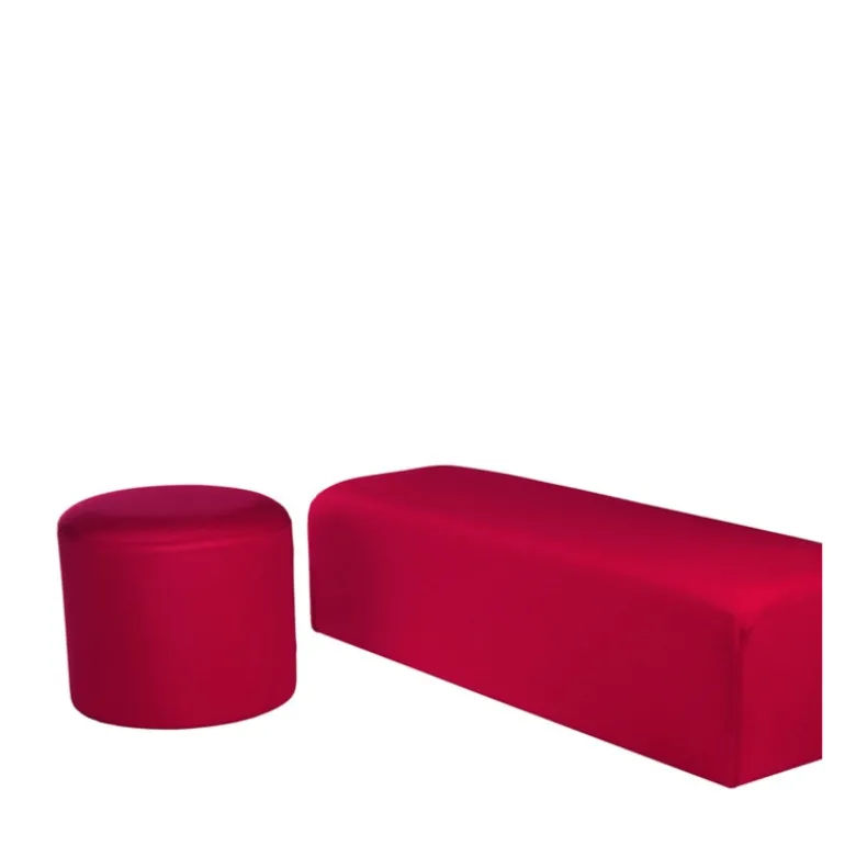 Banquette houssée rouge 50 x 150 cm H 40 cm