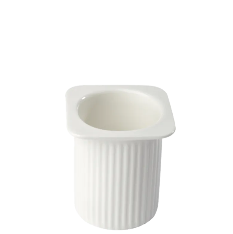 Petit suisse en porcelaine 6 cl