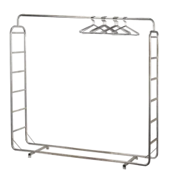 Vestiaire H 175 cm L 200 cm + 50 cintres + 1 carnet